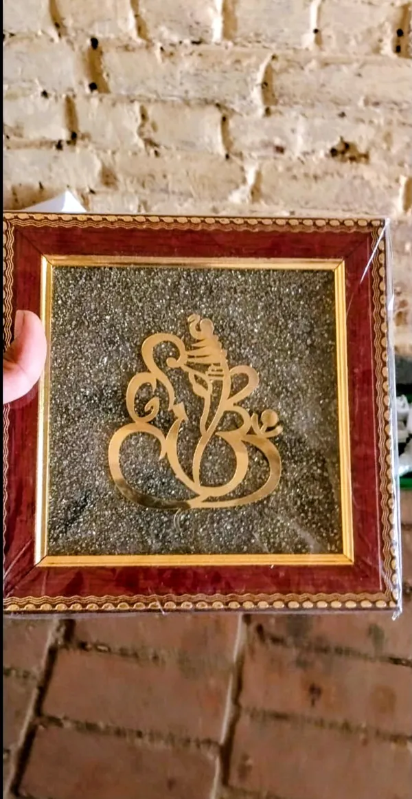 Pyrite_Dust_Traditional_Ganesha_Decorative_Frame