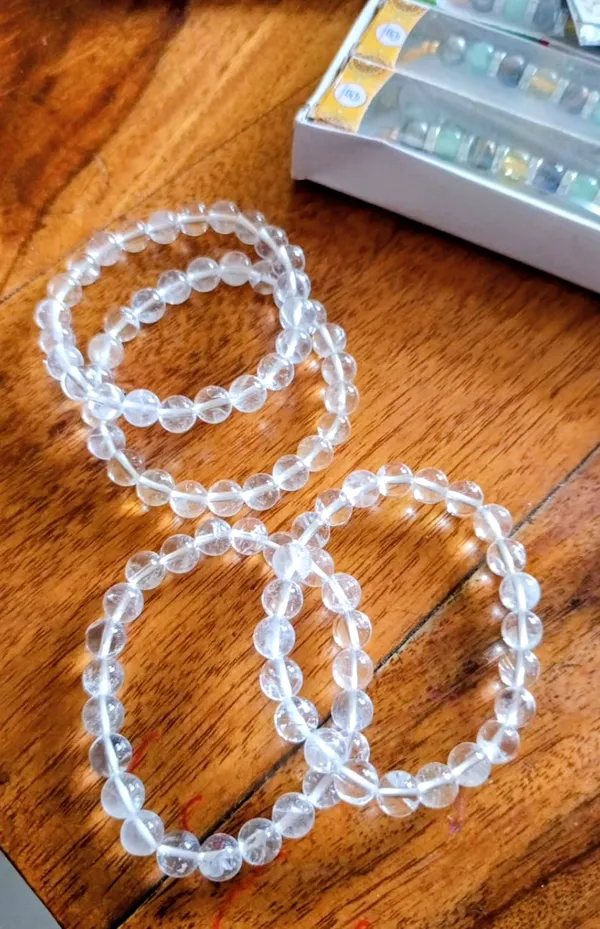 White_Clear_Quartz_Beaded_Stretch_Bracelet_For_Women