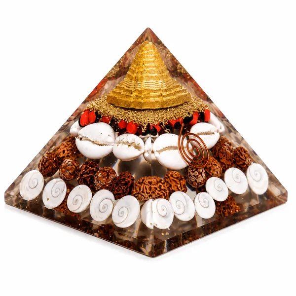 Acrylic_Spiritual_Decorative_Pyramid_With_Rudraksha_And_Shells