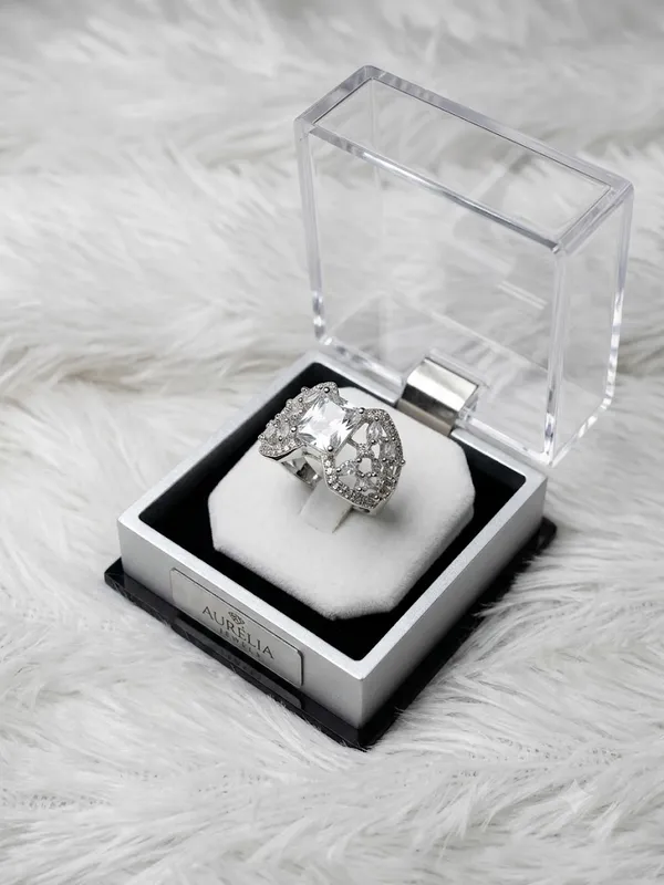 Silver_Alloy_Embellished_Ring_For_Women