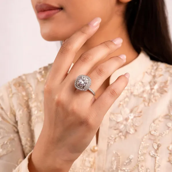 Silver_Alloy_Cluster_Stone_Statement_Ring_For_Women