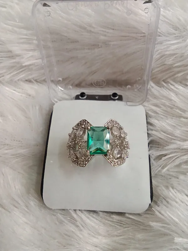 Silver_Tone_Green_Crystal_Brooch_for_Women