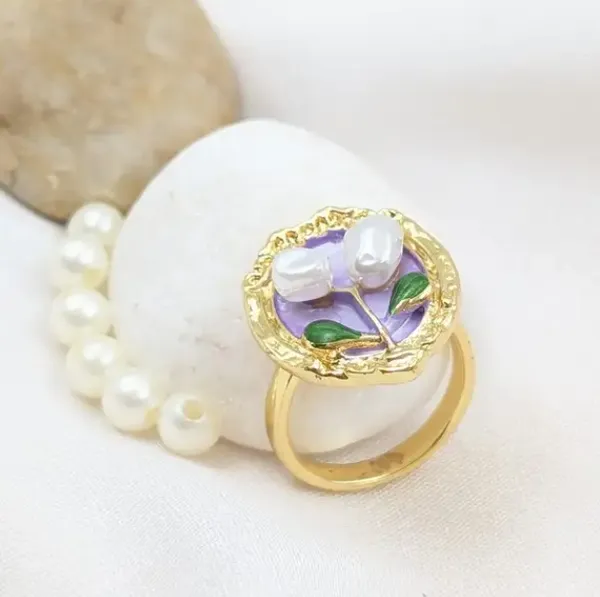 Gold_Tone_Floral_Statement_Ring_for_Women
