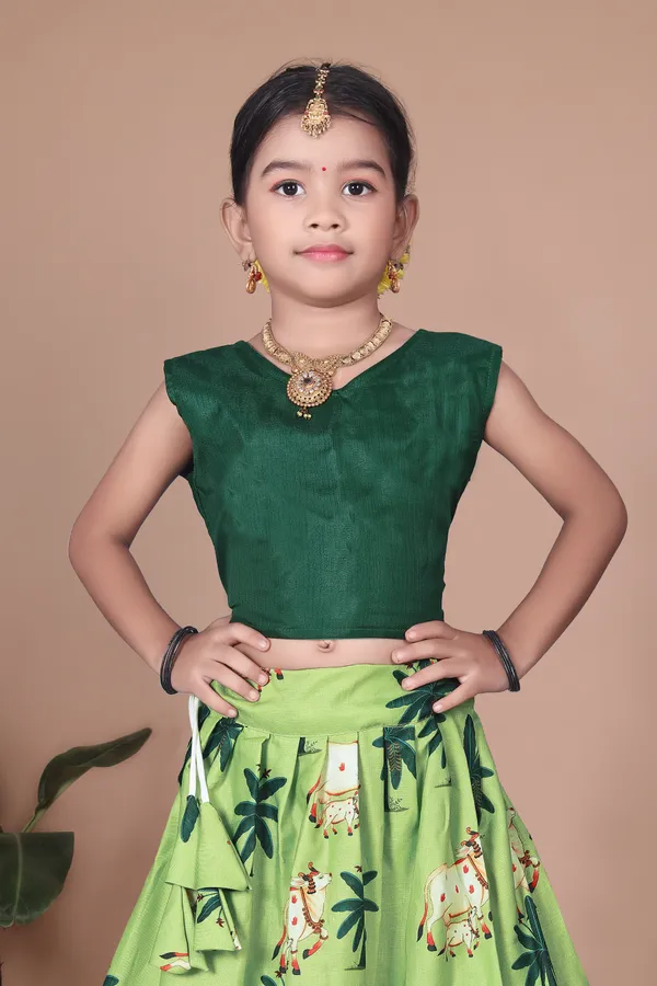 Green_Rayon_Flared_Printed_Lehenga_Choli_Set_For_Girls