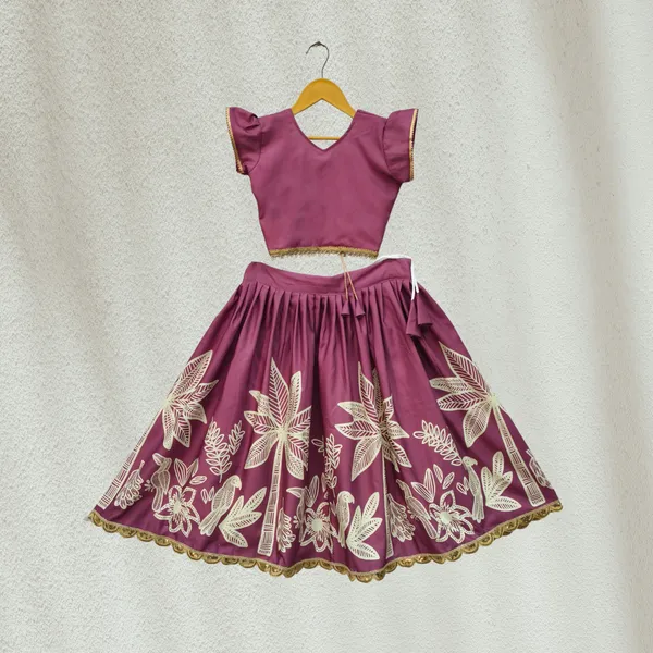 Magenta_Rayon_Floral_Embroidered_Lehenga_Choli_Set_For_Girls