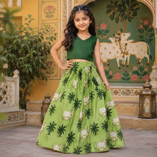 Green_Rayon_Flared_Printed_Lehenga_Choli_Set_For_Girls