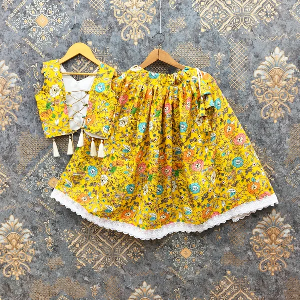 Yellow_Rayon_Floral_Print_Sleeveless_Lehenga_Choli_Set_For_Girls