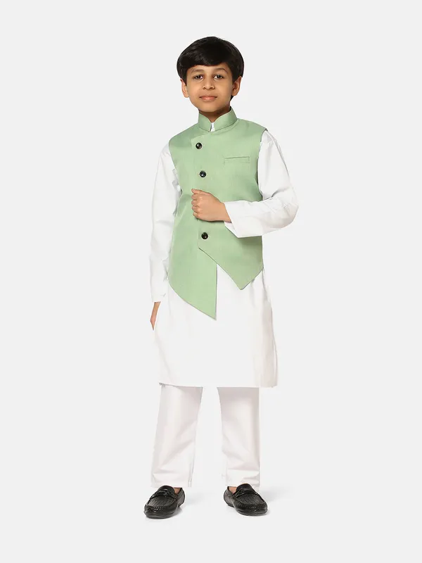 Green_Jacket_With_White_Kurta_Pyjama_Green