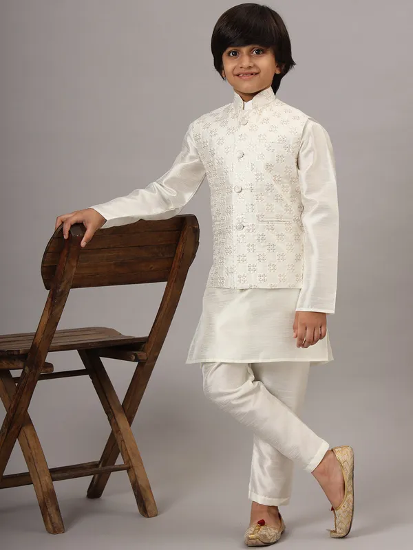 Boys_Pearl_White_Kurta_Set_With_Embroidered_Nehru_Jacket_White