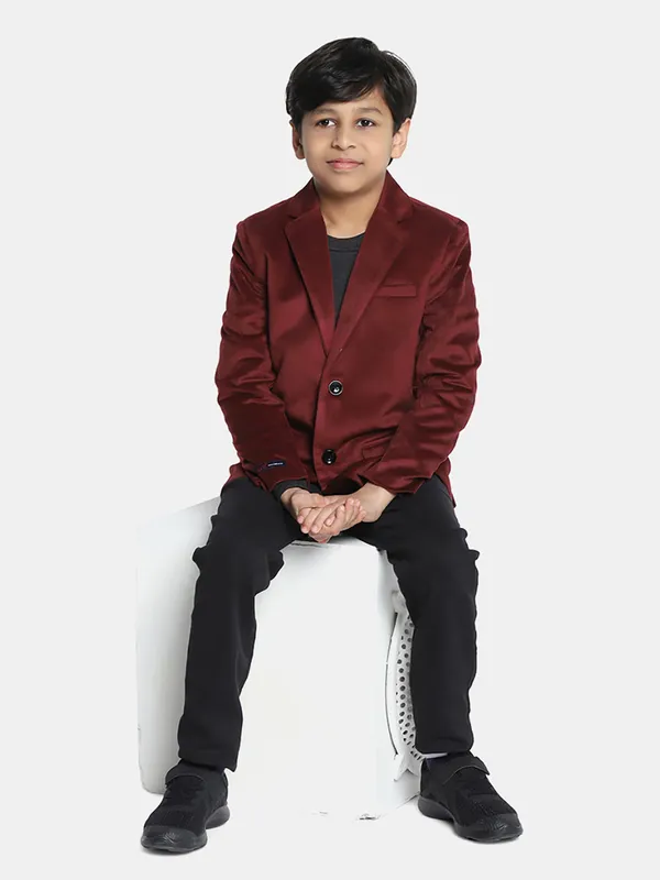 Kids_Maroon_Velvet_Blazer_Maroon