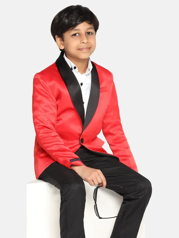 Boys_Red_Tuxedo_Red