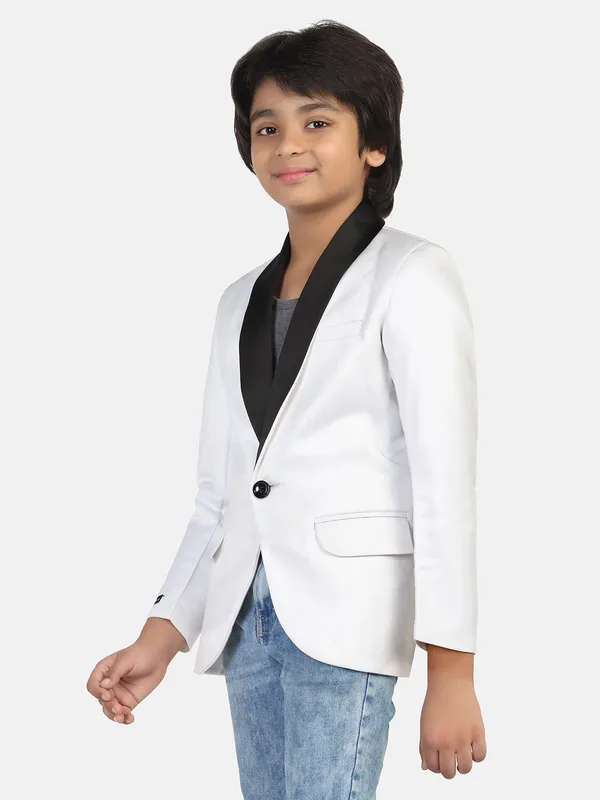 Boys_White_Tuxedo_Blazer_White