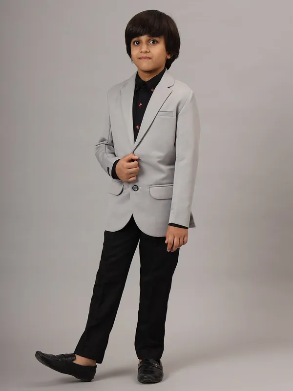 Kids_Blazer_Suit_Set_Light_Grey