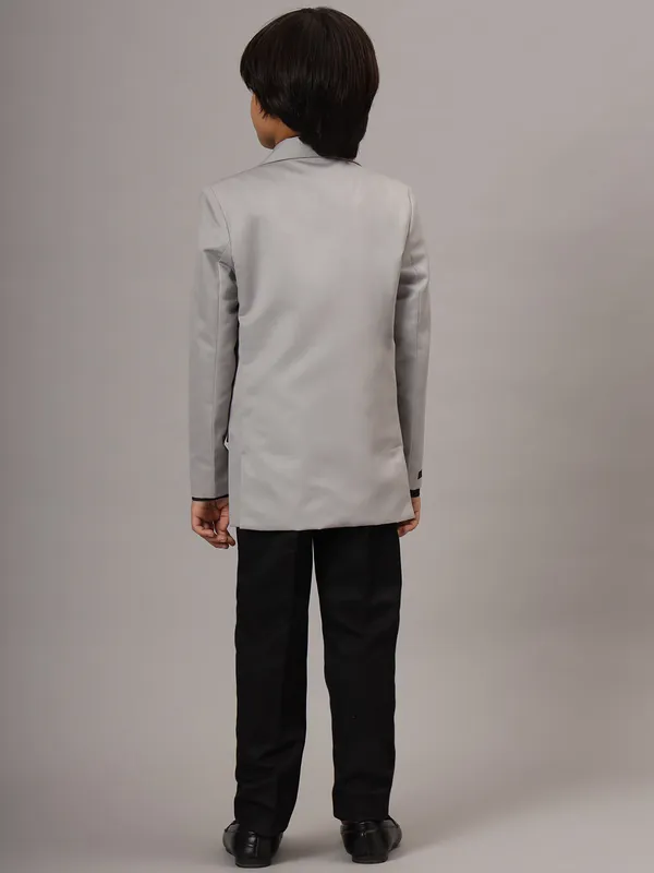Kids_Blazer_Suit_Set_Light_Grey