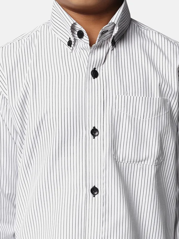Kids_White_Striped_Shirt_White