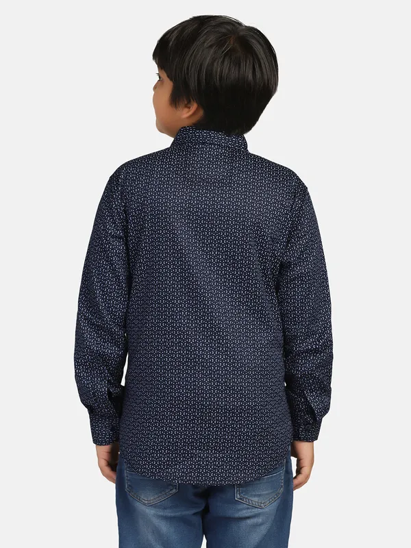 Kids_Blue_Shirt_Blue