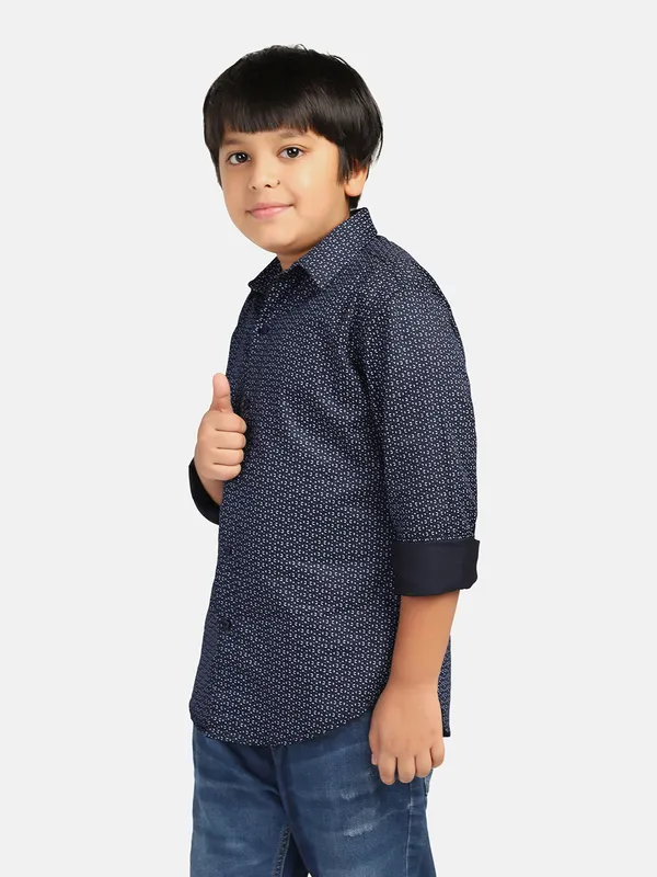 Kids_Blue_Shirt_Blue