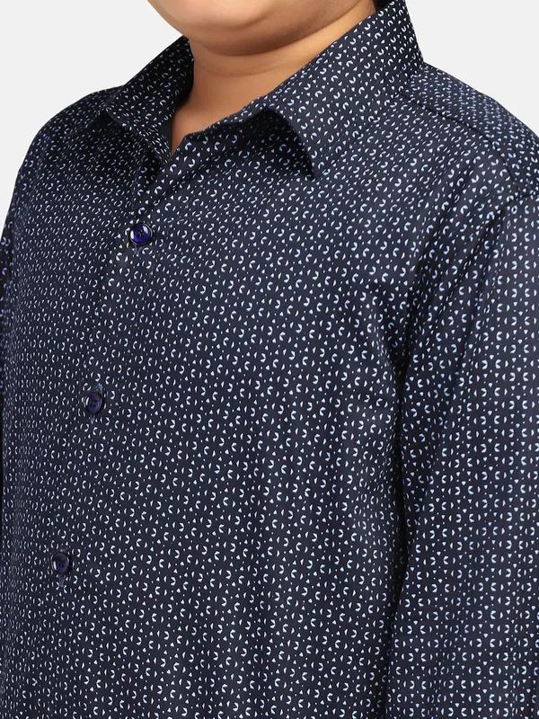 Kids_Blue_Shirt_Blue