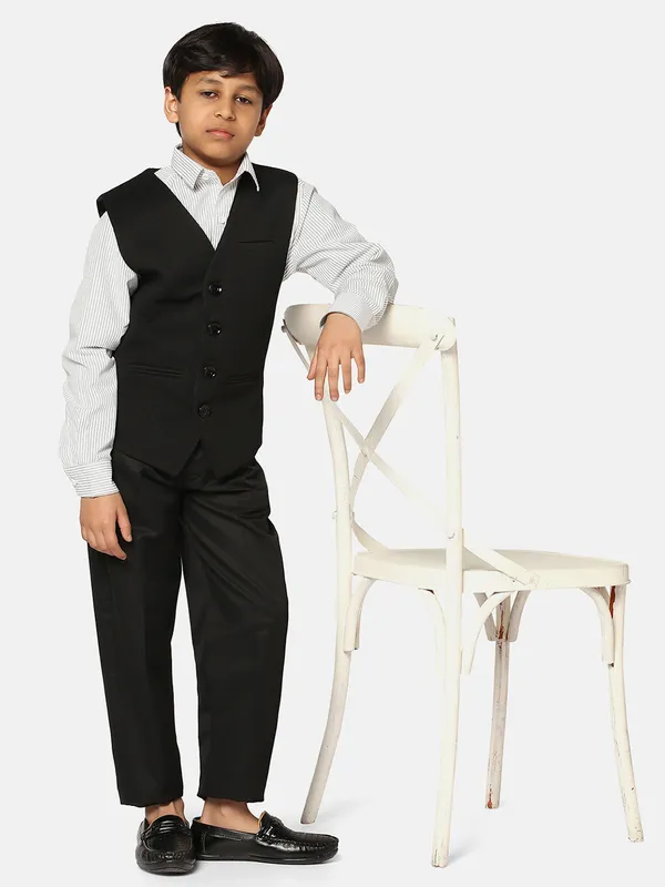 Boys_Black_Textured_Waistcoat_Black