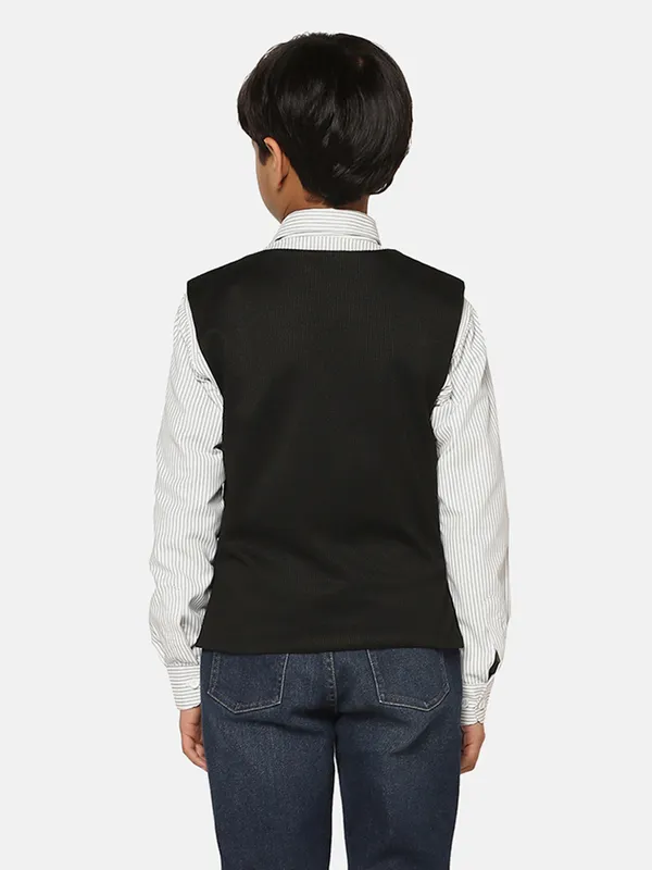 Boys_Black_Textured_Waistcoat_Black