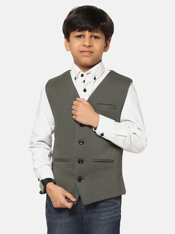 Kids_Green_Textured_Waistcoat_Geen