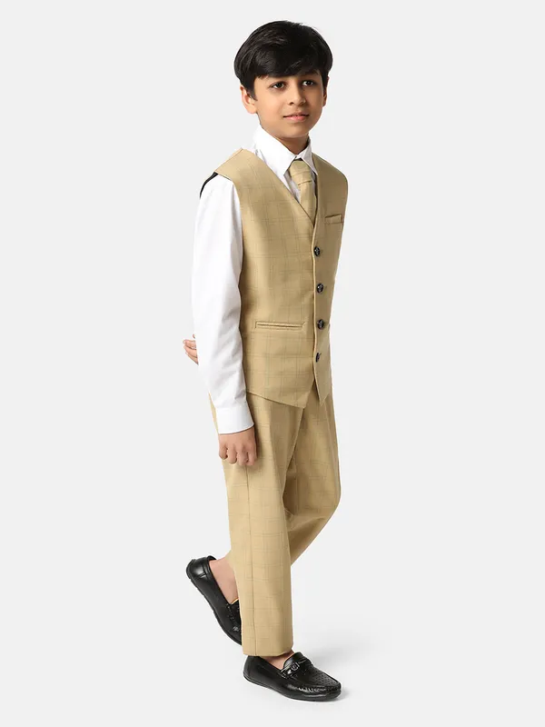 Boys_Beige_3_Piece_Set_With_Tie_Beige