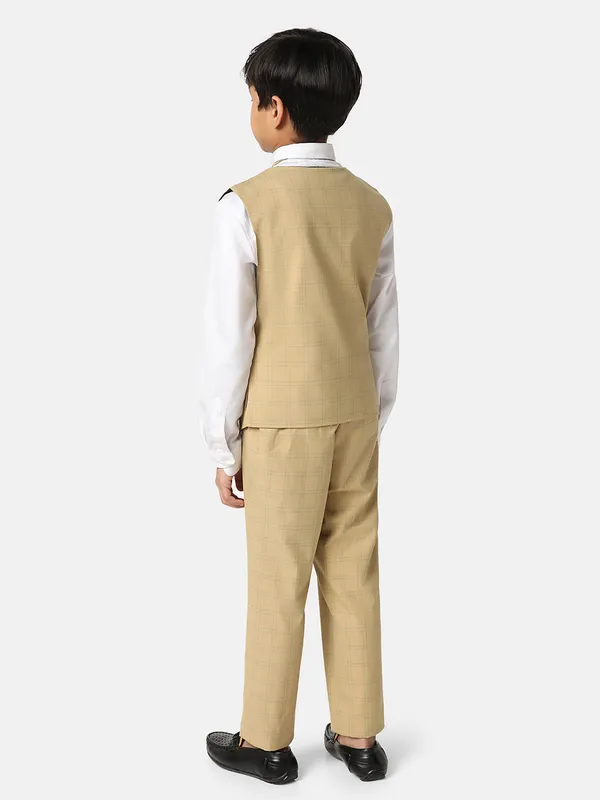 Boys_Beige_3_Piece_Set_With_Tie_Beige