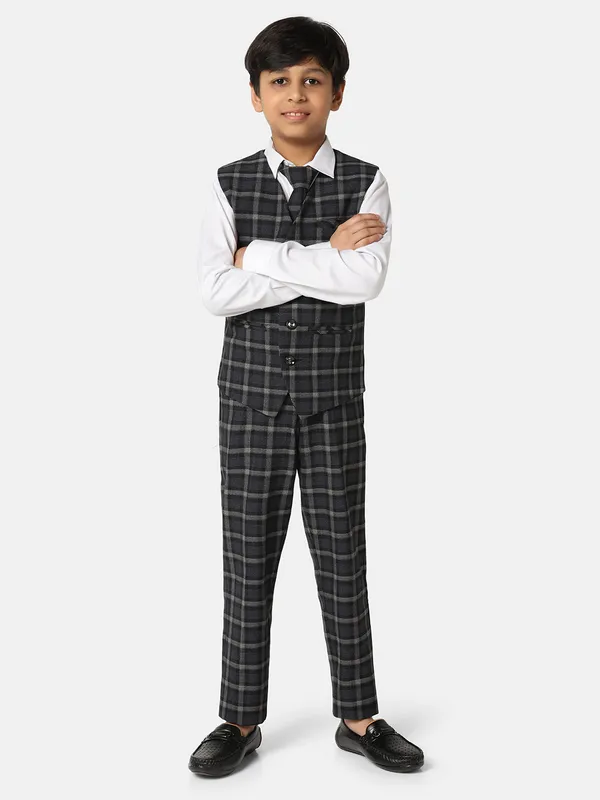 Boys_Black_Checks_3_Piece_Set_With_Tie_Black