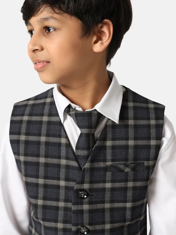 Boys_Black_Checks_3_Piece_Set_With_Tie_Black