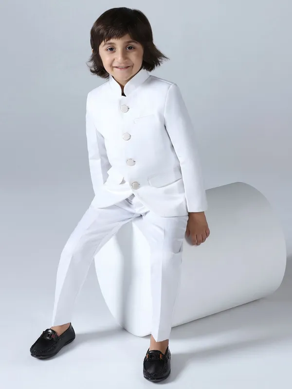 Boys_White_Bandhgala_Suit