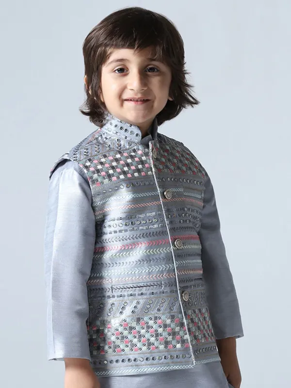 Boys_Embroidered_Satin_Nehru_Jacket
