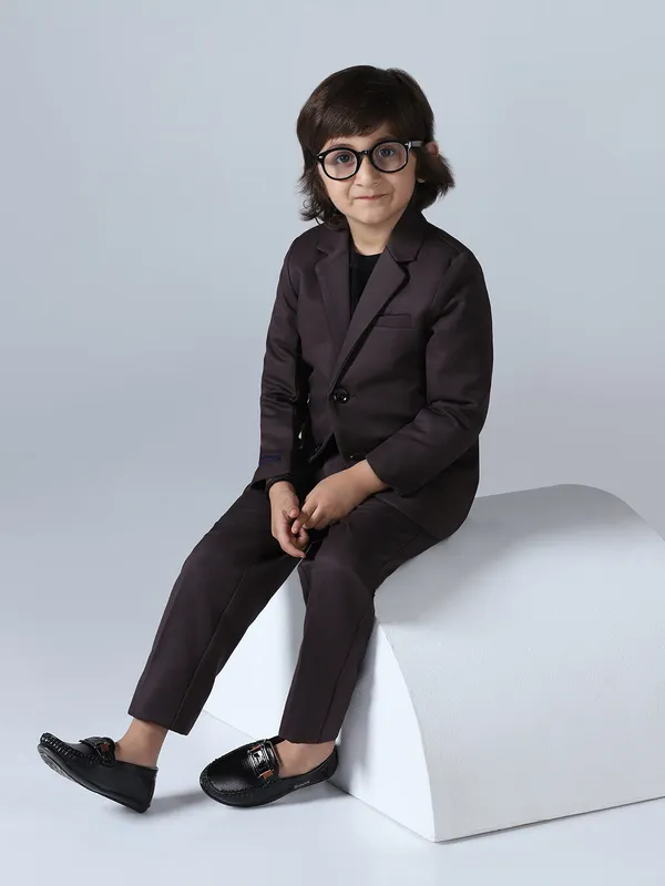 Coffee_Brown_Notched_Lapel_Suit_Set