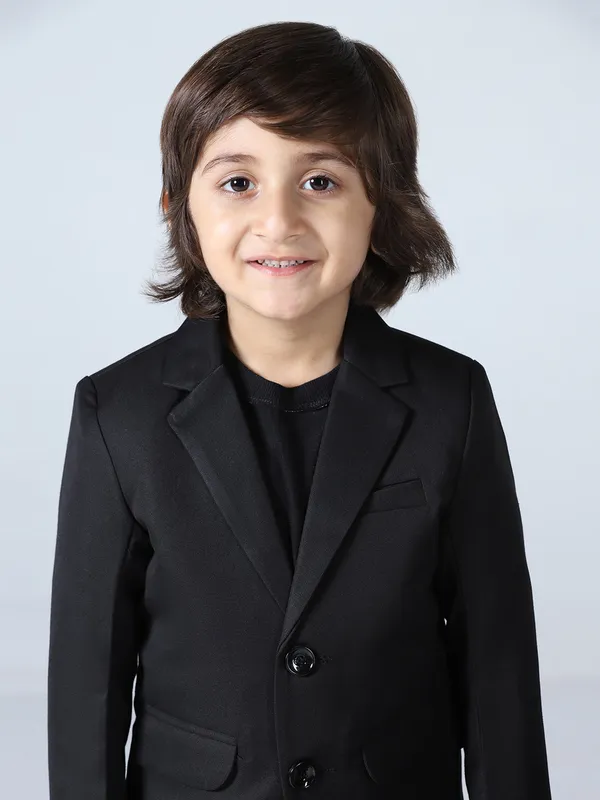 Black_Notched_Lapel_Suit_Set