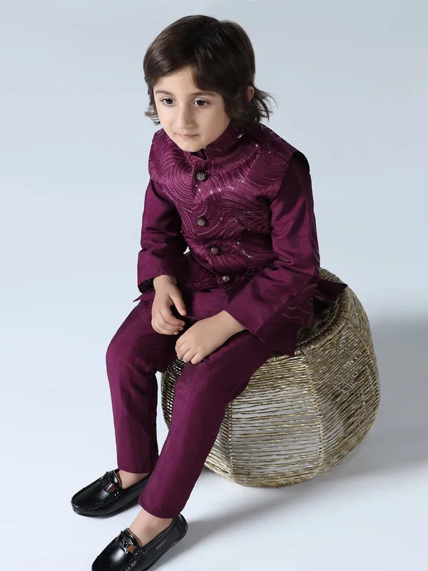 Boy_Wine_Embroided_Jakcet_Kurta_Set