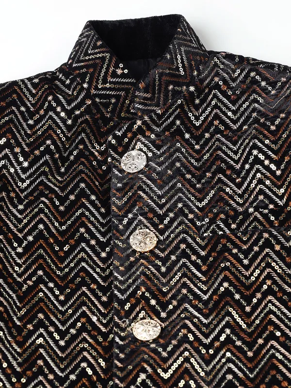 Boy_Embellished_Slim_Fit_Sherwani_Set