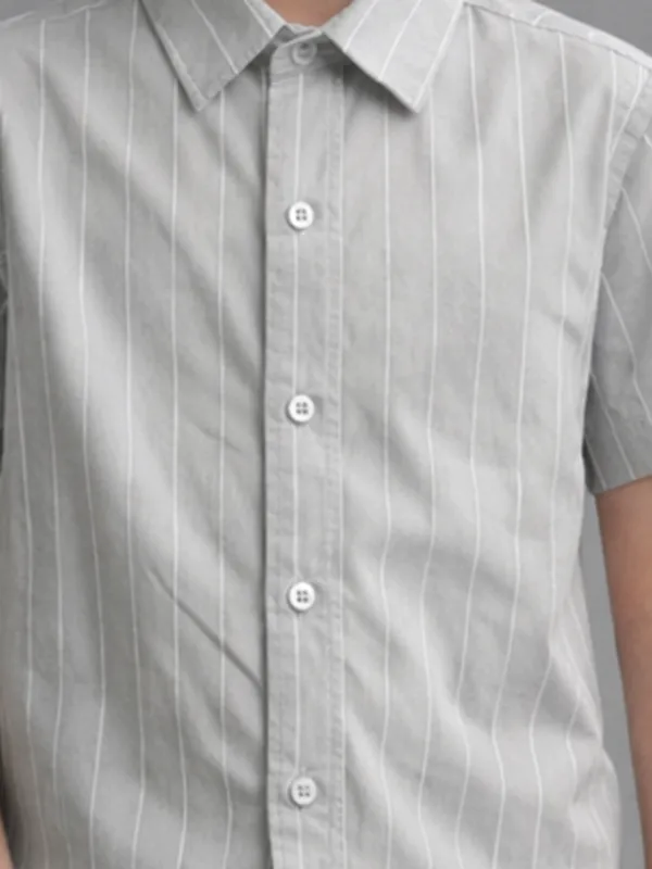 Half_Sleeves_Striped_Shirt