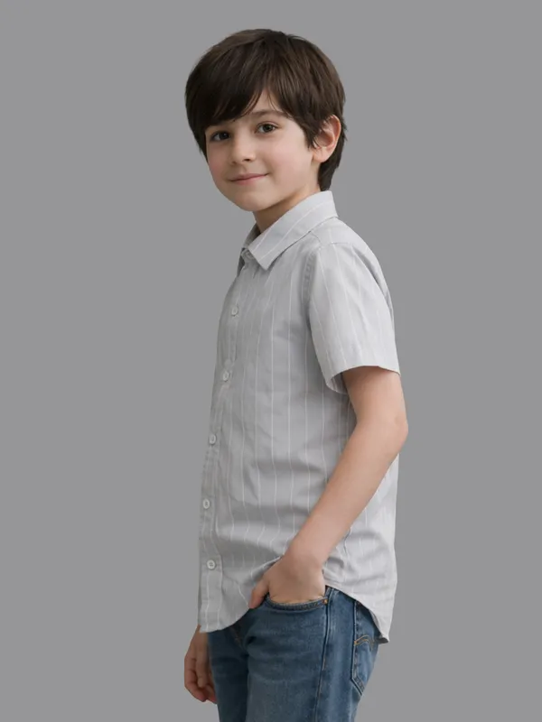 Half_Sleeves_Striped_Shirt
