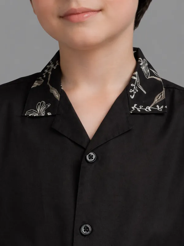 Boy_Black_Printed_Shirt