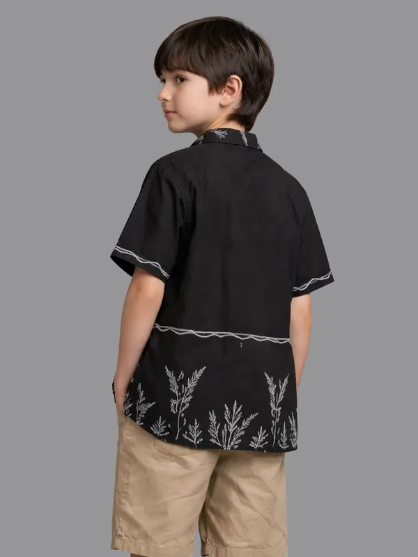 Boy_Black_Printed_Shirt