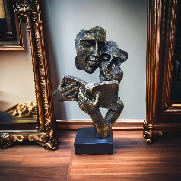 Resin_Couple_Reading_Book_Sculpture