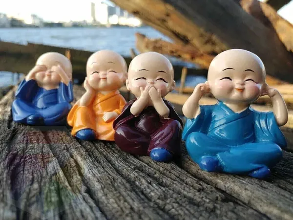 Soniya_Crafts_Cute_Baby_Buddha_Monk_Statue_Small_Car_Dashboard_Accessories_Decorative_Showpiece__-__5_cm_(Polyresin,_Multicolor)
