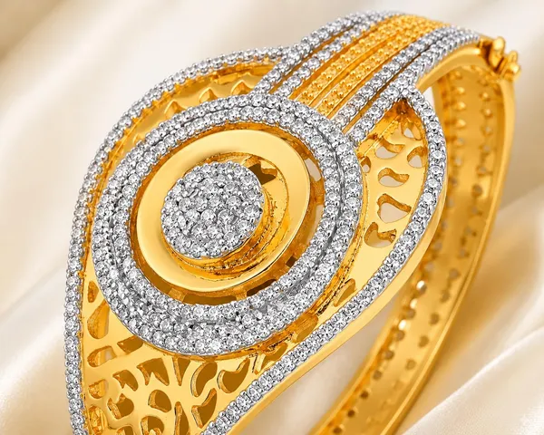 Bangle_Bracelet_With_Cubic_Zirconia
