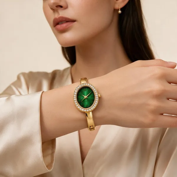 Gold_Metal_Bangle_Analog_Watch_For_Women