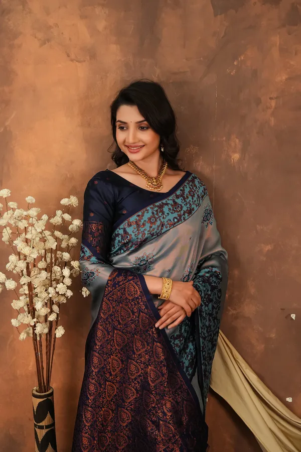 Steel_Grey_Navy_Blue_Jacquard_Silk_Saree_Default_Title