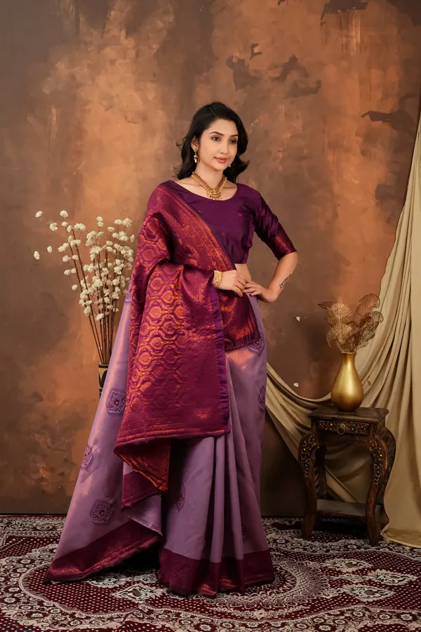 Lavender_Wine_Purple_Jacquard_Silk_Saree_With_Rich_Woven_Pallu_Default_Title