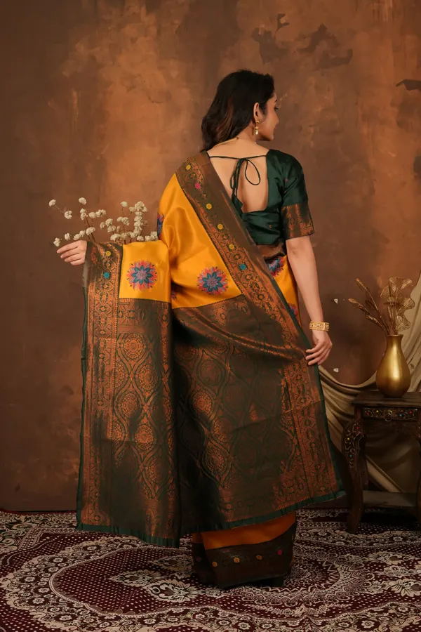 Mustard_Gold_Bottle_Green_Floral_Motifs_Jacquard_Silk_Saree_Default_Title