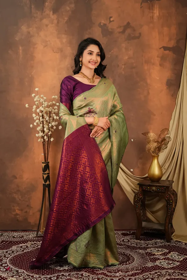 Pista_Green_Wine_Purple_Woven_Motifs_Jacquard_Silk_Saree_Default_Title