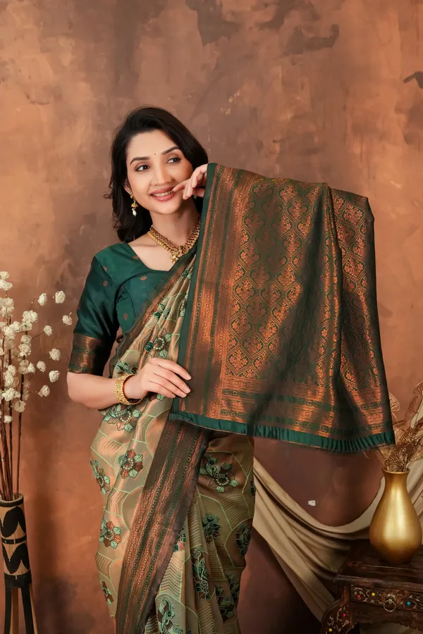 Antique_Gold_Forest_Green_Jacquard_Silk_Saree_With_Traditional_Motifs_Default_Title