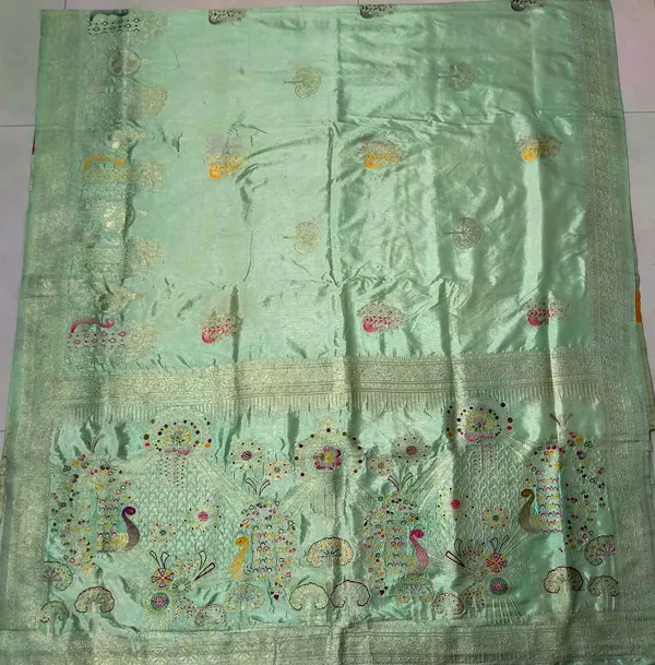 Graceful_Mint_Green_Dola_Silk_Saree_With_Peacock_Garden_Pallu_Zari_Border_Default_Title