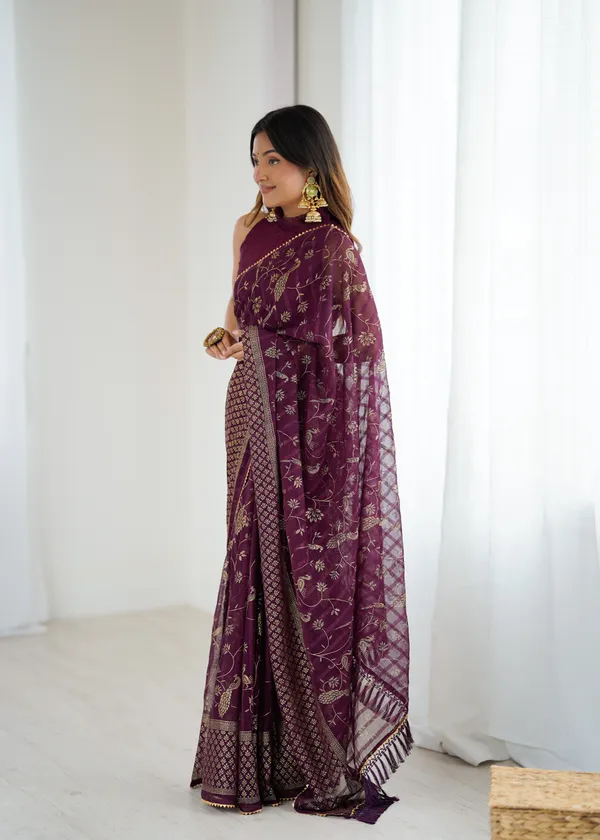 Georgette_Silk_Saree_with_Foil_Work,_Lace_&_Zalar_Lace_Detailing
